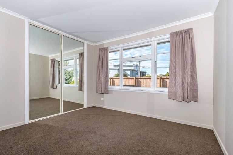 Photo of property in 1/35 Packe Street, Edgeware, Christchurch, 8013