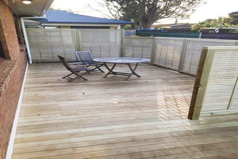 Photo of property in 5 Binda Place, Botany Downs, Auckland, 2010