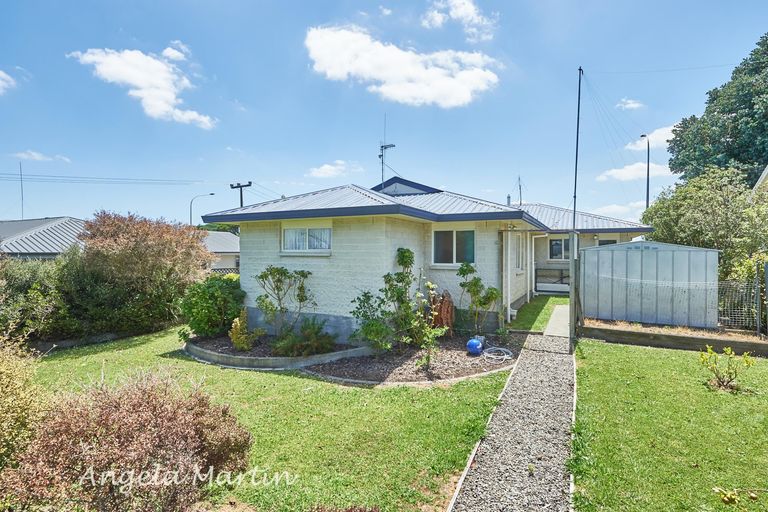 Photo of property in 96 Kelvin Grove Road, Kelvin Grove, Palmerston North, 4414