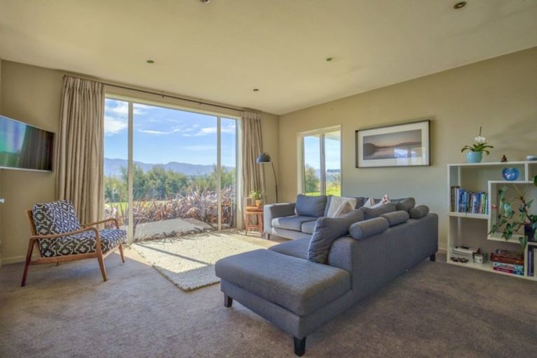 Photo of property in 31 Matheson Crescent, Albert Town, Wanaka, 9305