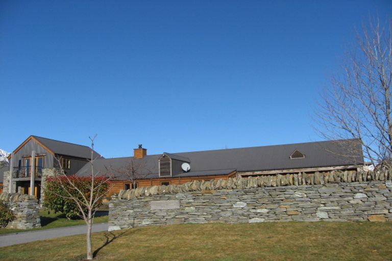 Photo of property in 5 Wellswood Way, Lower Shotover, Queenstown, 9371
