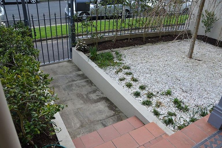 Photo of property in 1c George Street, Newmarket, Auckland, 1023