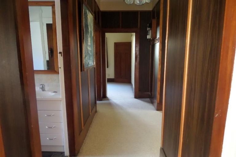 Photo of property in 4126 Great North Road, Glen Eden, Auckland, 0602