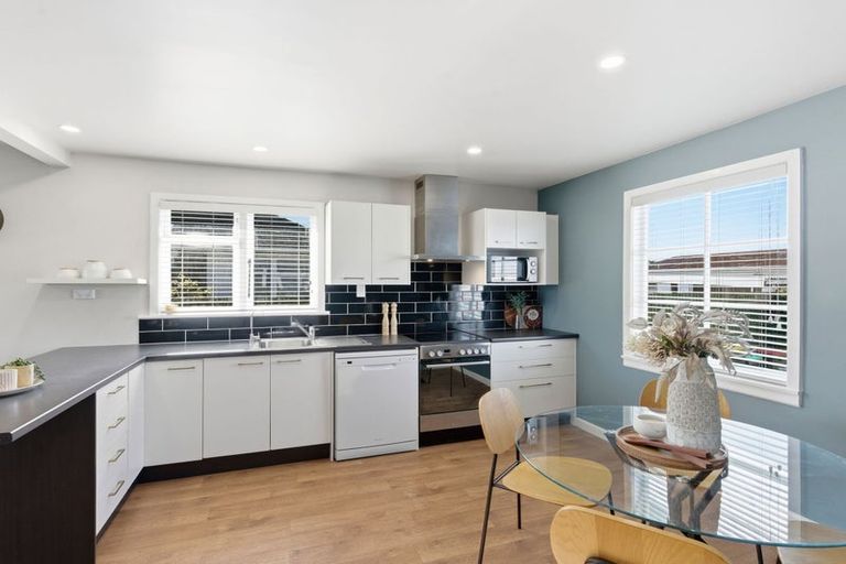 Photo of property in 63 Tauiwi Crescent, Hei Hei, Christchurch, 8042