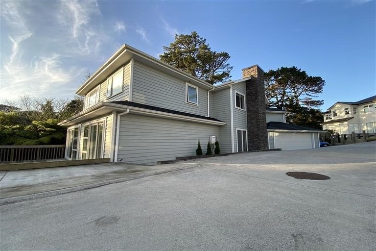 Photo of property in 29e Greenhithe Road, Greenhithe, Auckland, 0632