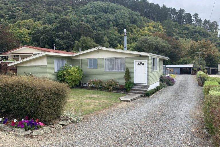 Photo of property in 8 Lawrence Street, Havelock, 7100