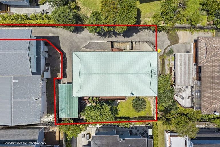 Photo of property in 2/4 Gibraltar Street, Howick, Auckland, 2014