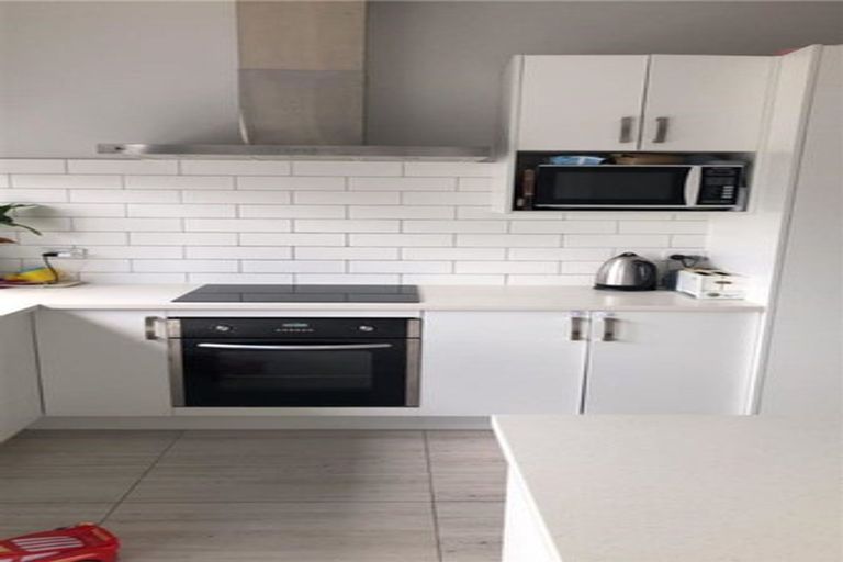 Photo of property in 22 Domain Street, Waiuku, 2123