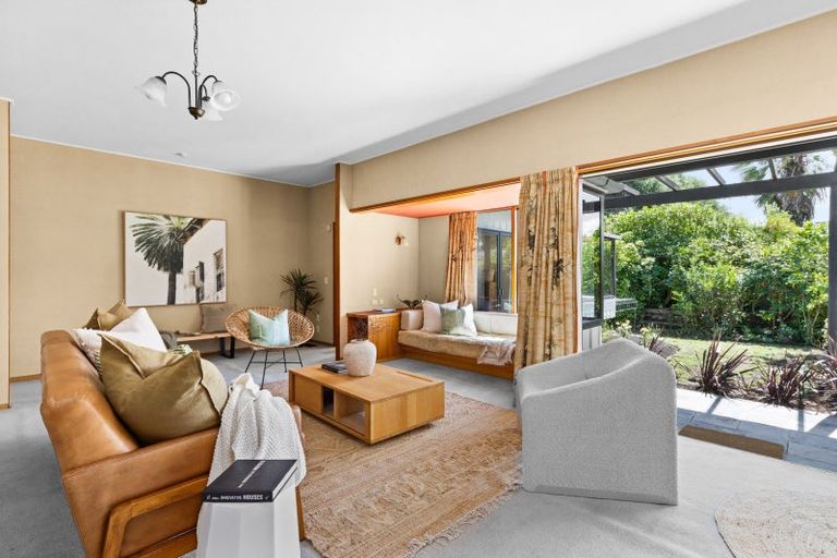 Photo of property in 3 Kopanga Road, Havelock North, 4130