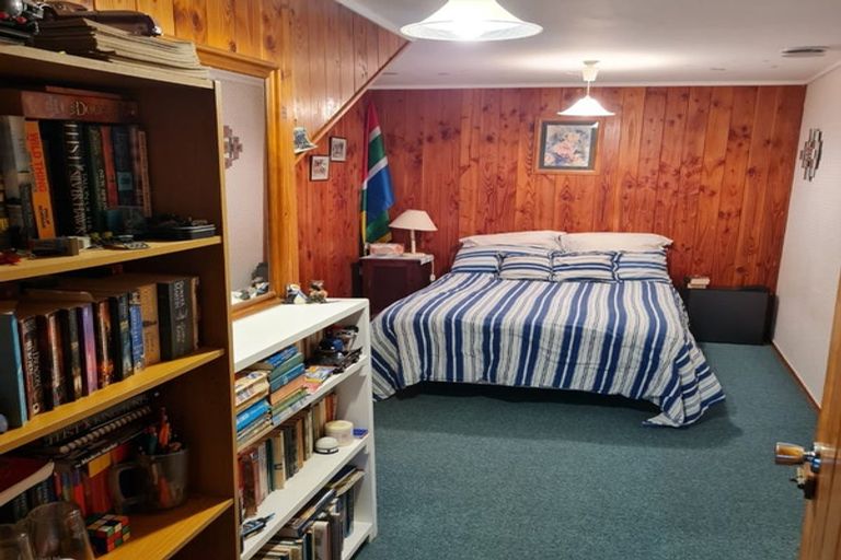 Photo of property in 13 Waiora Road, Stanmore Bay, Whangaparaoa, 0932