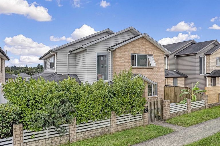 Photo of property in 388 Ormiston Road, Flat Bush, Auckland, 2019