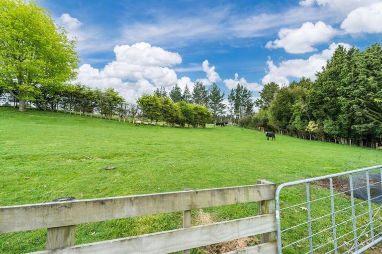 Photo of property in 2/67 Forest Road, Oruanui, Taupo, 3384