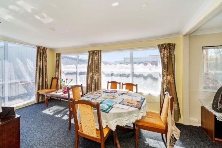 Photo of property in 55 Domett Street, Opunake, 4616