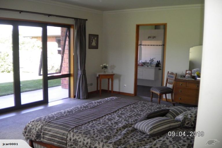 Photo of property in 28 Osborne Road, Horsham Downs, Hamilton, 3281