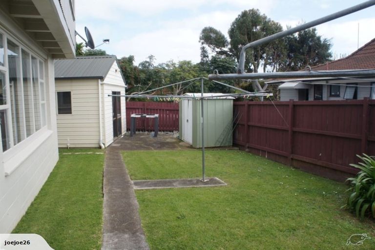 Photo of property in 58 Ridgemount Rise, Mangere Bridge, Auckland, 2022