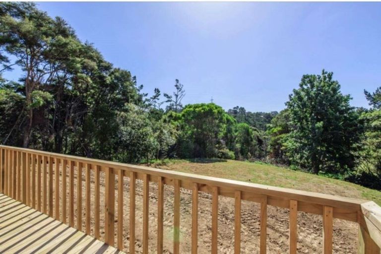 Photo of property in 90 The Avenue, Lucas Heights, Auckland, 0632