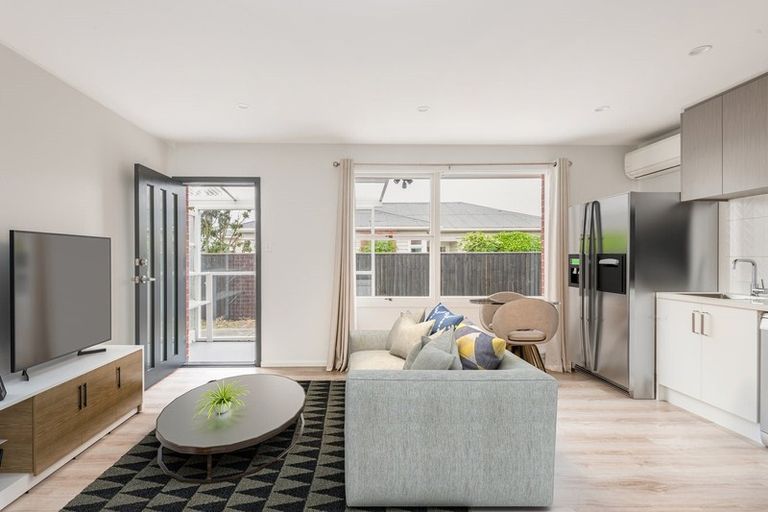 Photo of property in 2/187 Knowles Street, St Albans, Christchurch, 8052