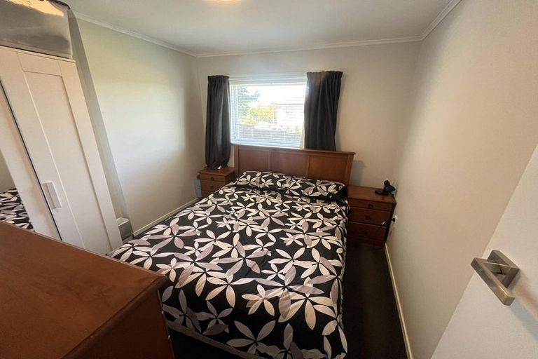 Photo of property in 78 Hillcrest Avenue, Hillcrest, Auckland, 0627