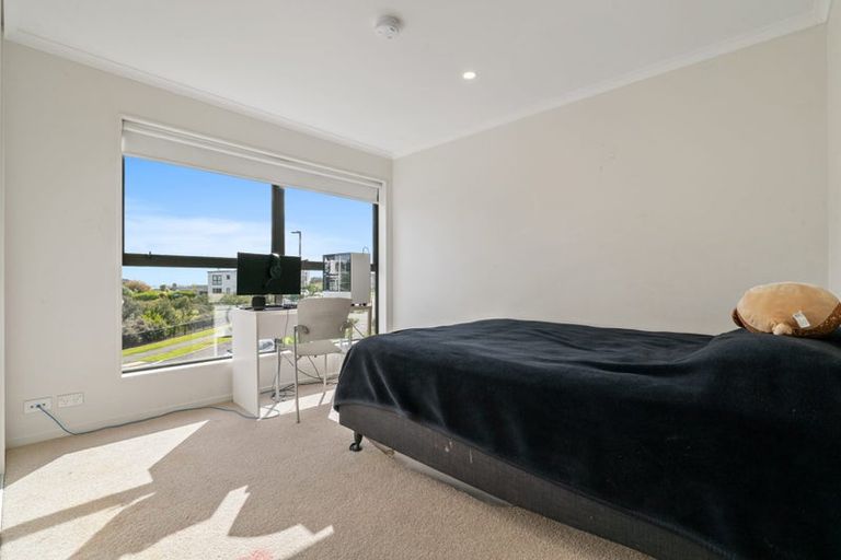 Photo of property in 55 Matairangi Avenue, Totara Heights, Auckland, 2105