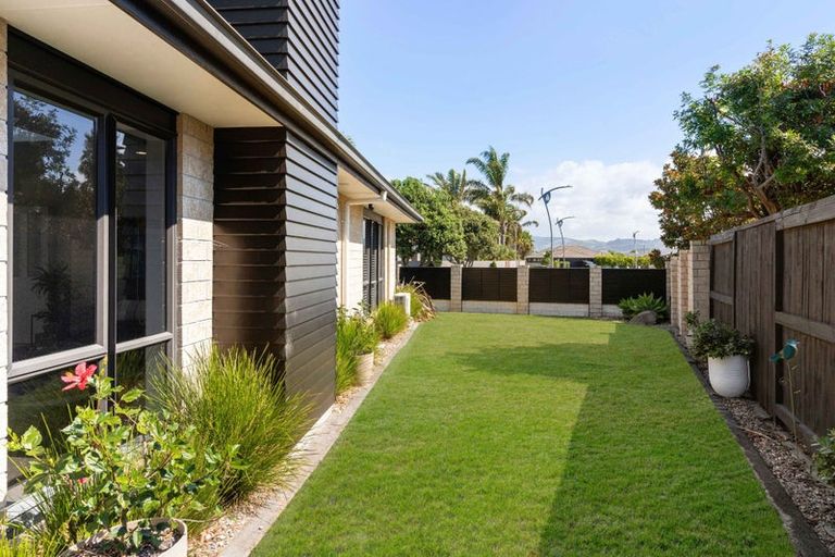Photo of property in 48 Santa Cruz Drive, Papamoa Beach, Papamoa, 3118