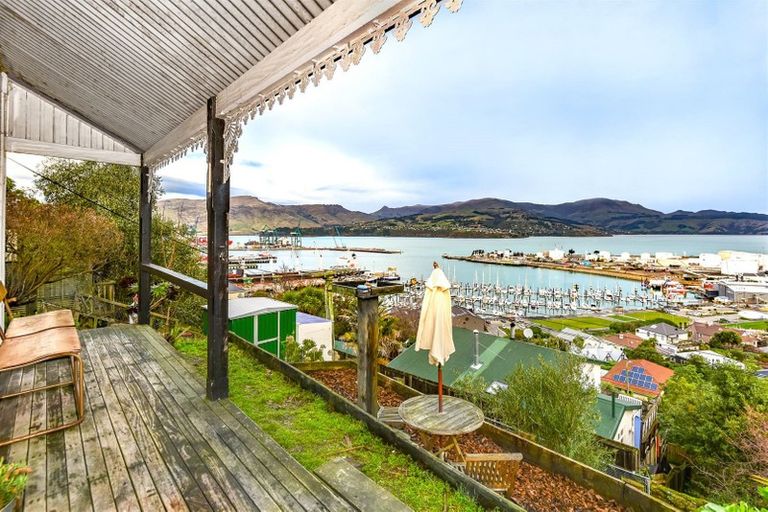 Photo of property in 24 Cunningham Terrace, Lyttelton, 8082