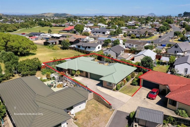 Photo of property in 12 Karia Grove, Papamoa Beach, Papamoa, 3118