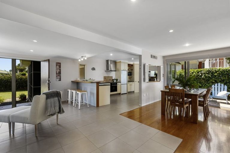 Photo of property in 15 Roderick Street, Otumoetai, Tauranga, 3110