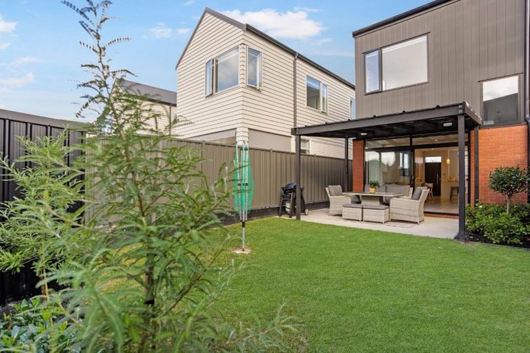 Photo of property in 1 Horomia Road, Karaka, Papakura, 2113