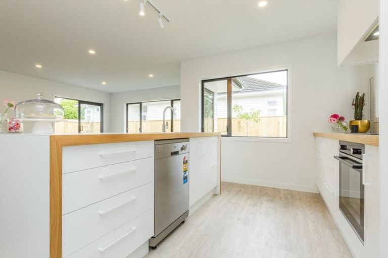 Photo of property in 23 Quinn Road, Levin, 5510