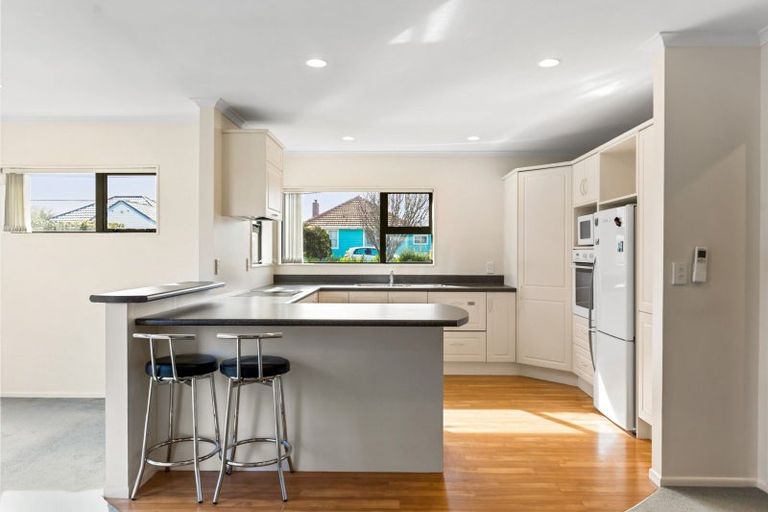 Photo of property in 12 Massey Street, Elderslea, Upper Hutt, 5018