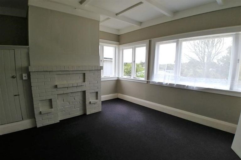 Photo of property in 321 Rangatira Road, Beach Haven, Auckland, 0626