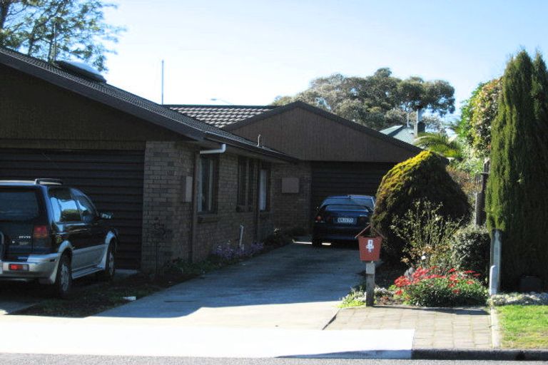 Photo of property in 2/3 Durham Drive, Havelock North, 4130