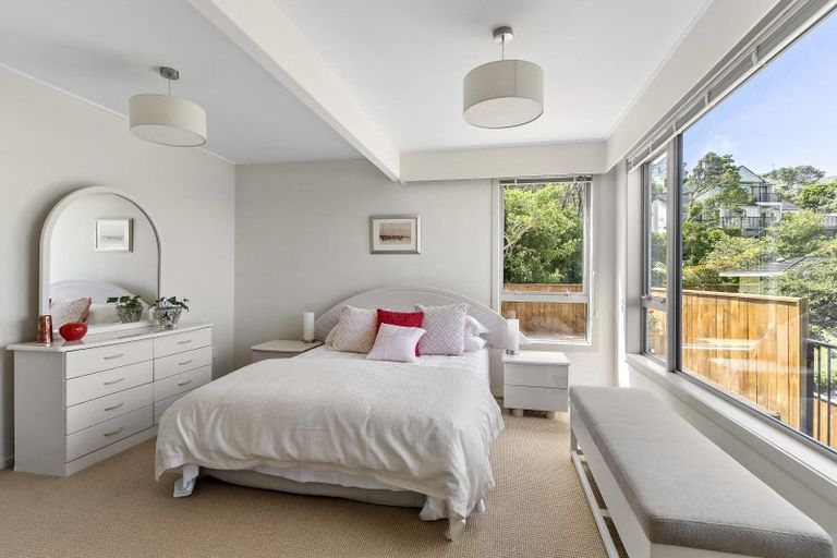 Photo of property in 95a Jubilee Road, Khandallah, Wellington, 6035