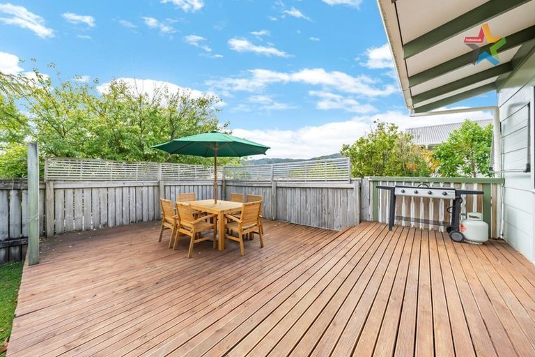 Photo of property in 34 Fenchurch Grove, Stokes Valley, Lower Hutt, 5019