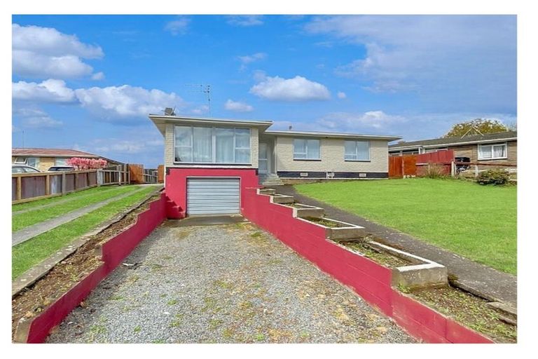 Photo of property in 15 John Street, Tokoroa, 3420