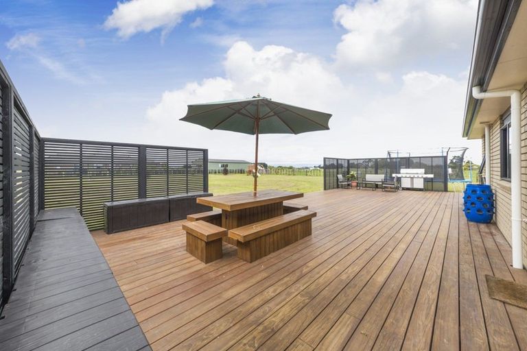 Photo of property in 64 View Road, Halcombe, Feilding, 4779