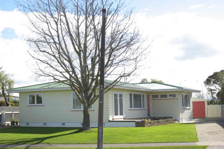 Photo of property in 58 Clarence Cox Crescent, Pirimai, Napier, 4112