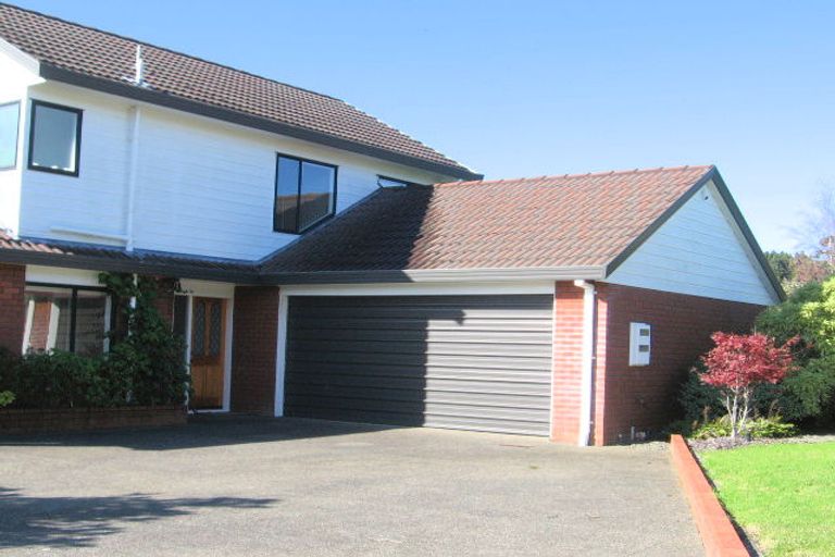 Photo of property in 7 Laingrange Place, Laingholm, Auckland, 0604