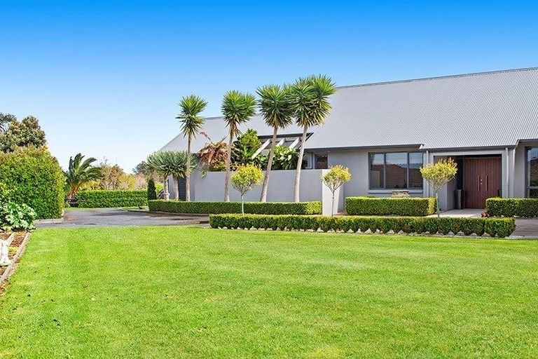 Photo of property in 5 Gleaming Place, Waiuku, 2123