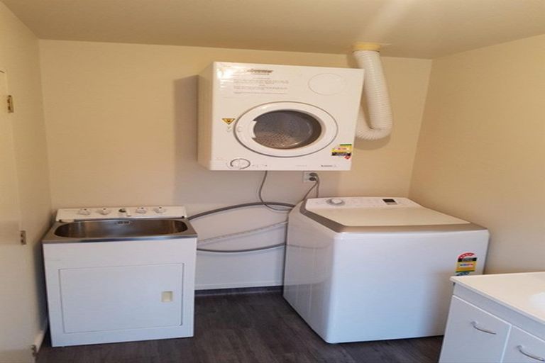 Photo of property in 120c Elizabeth Street, Riccarton, Christchurch, 8041