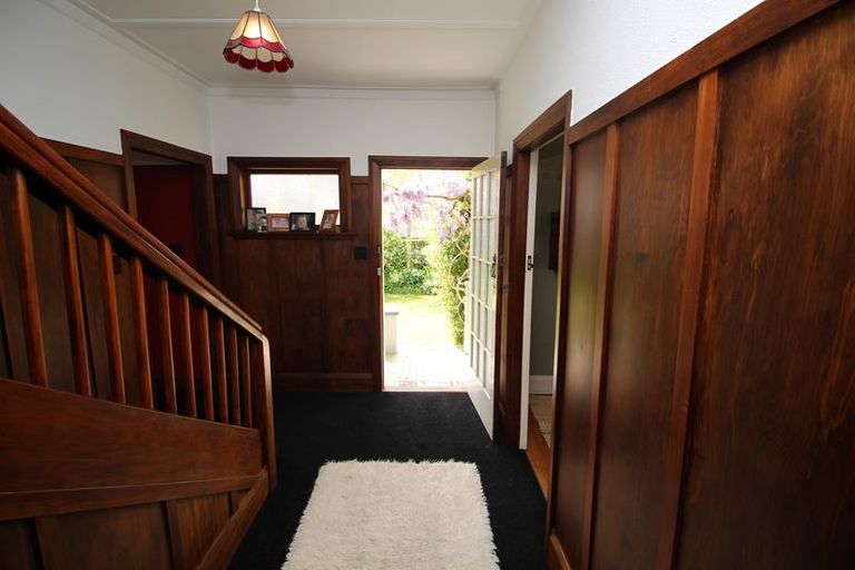 Photo of property in 5 Pukepapa Road, Marton, 4710