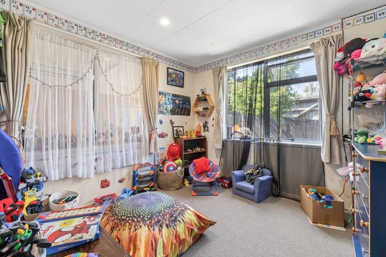 Photo of property in 16 Meadows Lane, Huntly, 3700