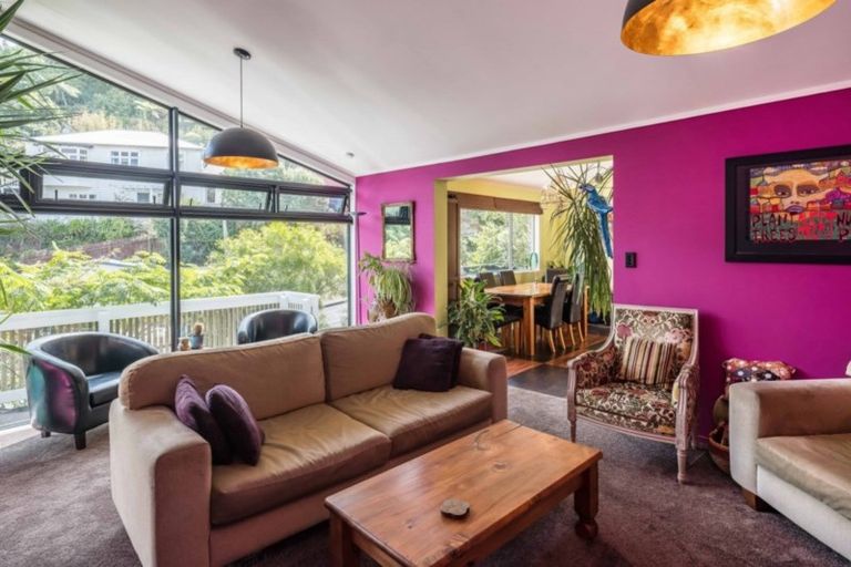 Photo of property in 40 Melrose Road, Island Bay, Wellington, 6023