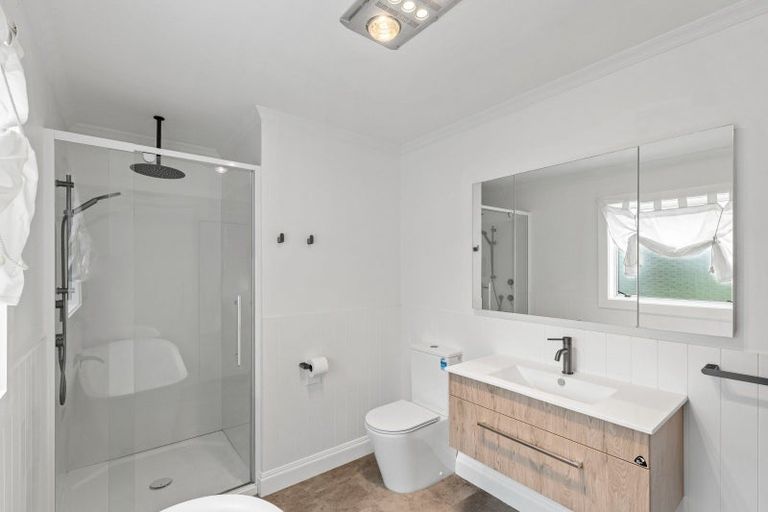 Photo of property in 826 Mokau Road, Mimi, Urenui, 4377