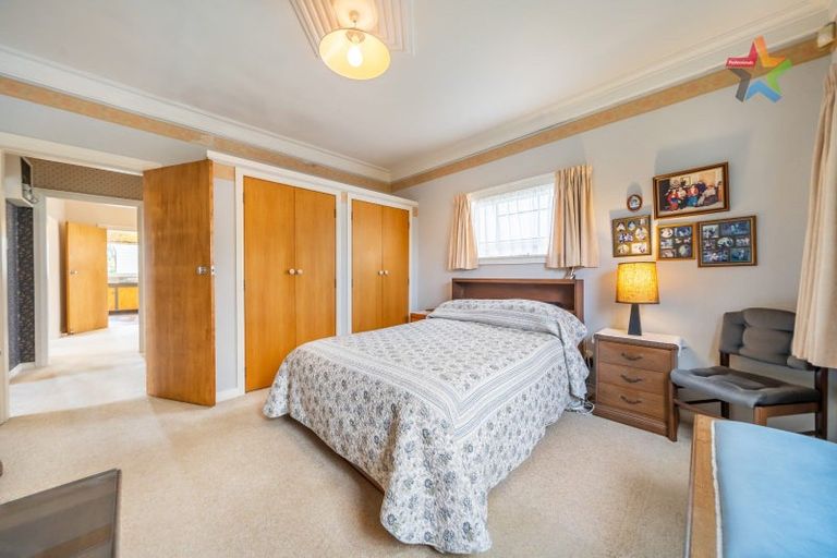 Photo of property in 15 Waikare Avenue, Waiwhetu, Lower Hutt, 5010