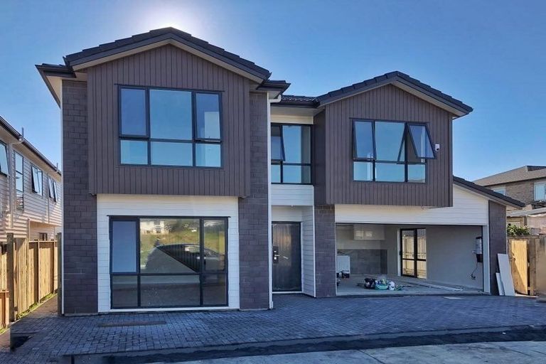Photo of property in 29 Ballindrait Drive, Flat Bush, Auckland, 2019