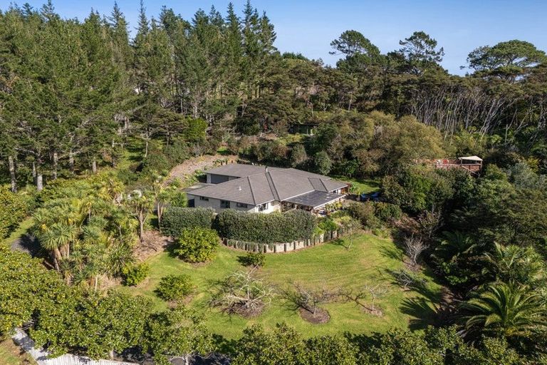 Photo of property in 42 Urumaraki Avenue, Helensville, 0800