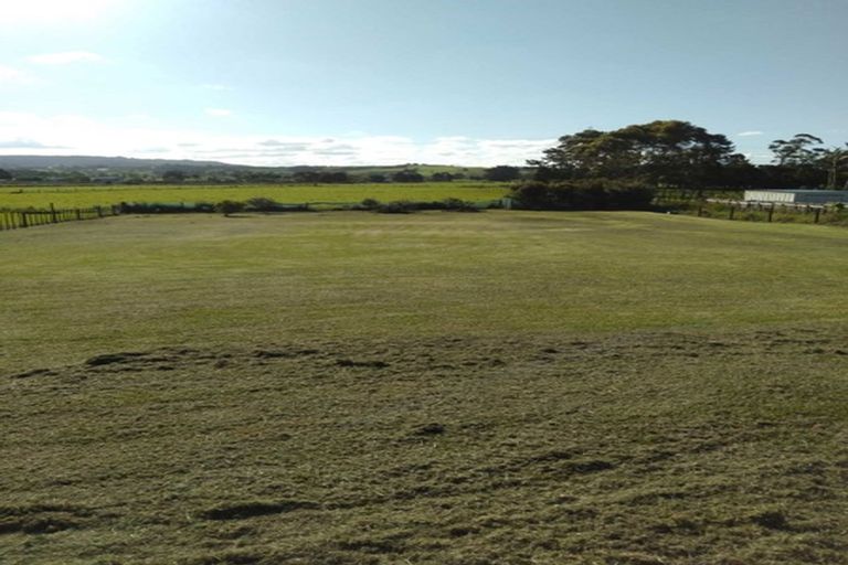 Photo of property in 31 Marsden Point Road, Ruakaka, 0116