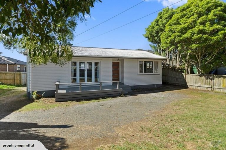 Photo of property in 67 Russell Road, Manurewa, Auckland, 2102