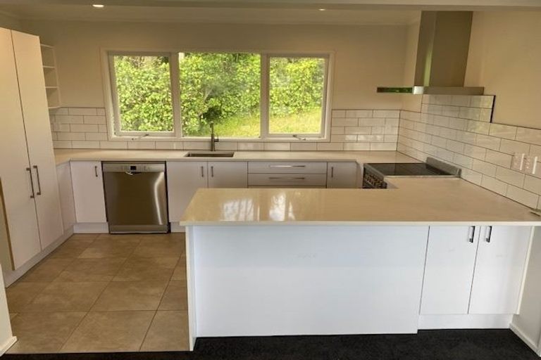 Photo of property in 26 Middleton Road, Johnsonville, Wellington, 6037